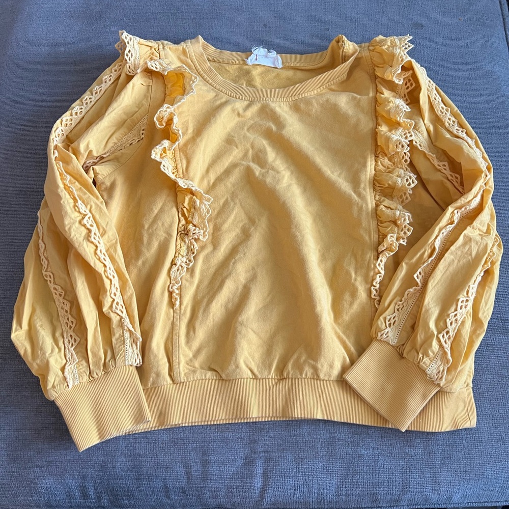 EUC Anthropologie puff sleeve sweatshirt 💛